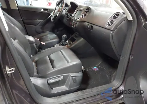 2016 Volkswagen Tiguan Se z USA, uszkodzony, nr VIN WVGAV7AX3GW535515